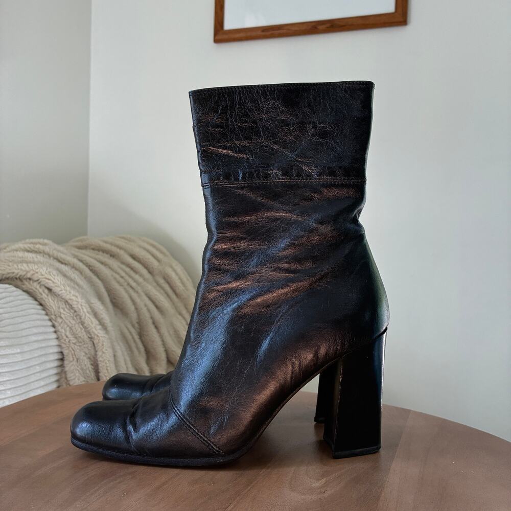 Vintage BCBG MaxAzria Y2k Black Block Heeled Boots Square Toe Size 7.5